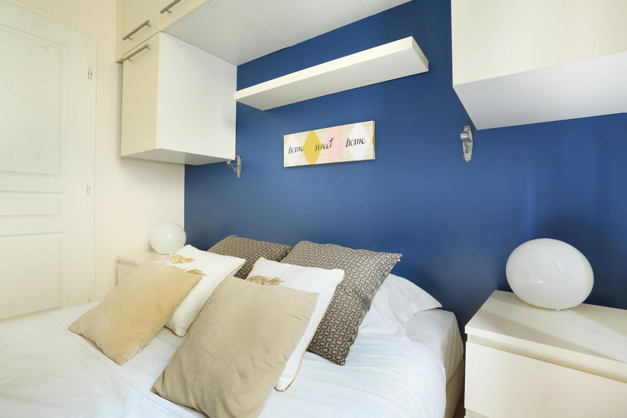 Pick A Flat'S Apartments In Batignolles - Rue Biot Париж Экстерьер фото