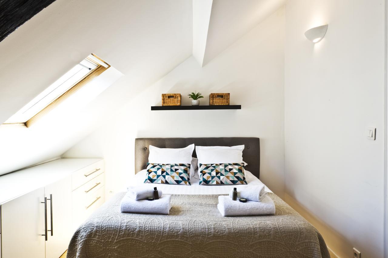 Pick A Flat'S Apartments In Batignolles - Rue Biot Париж Экстерьер фото
