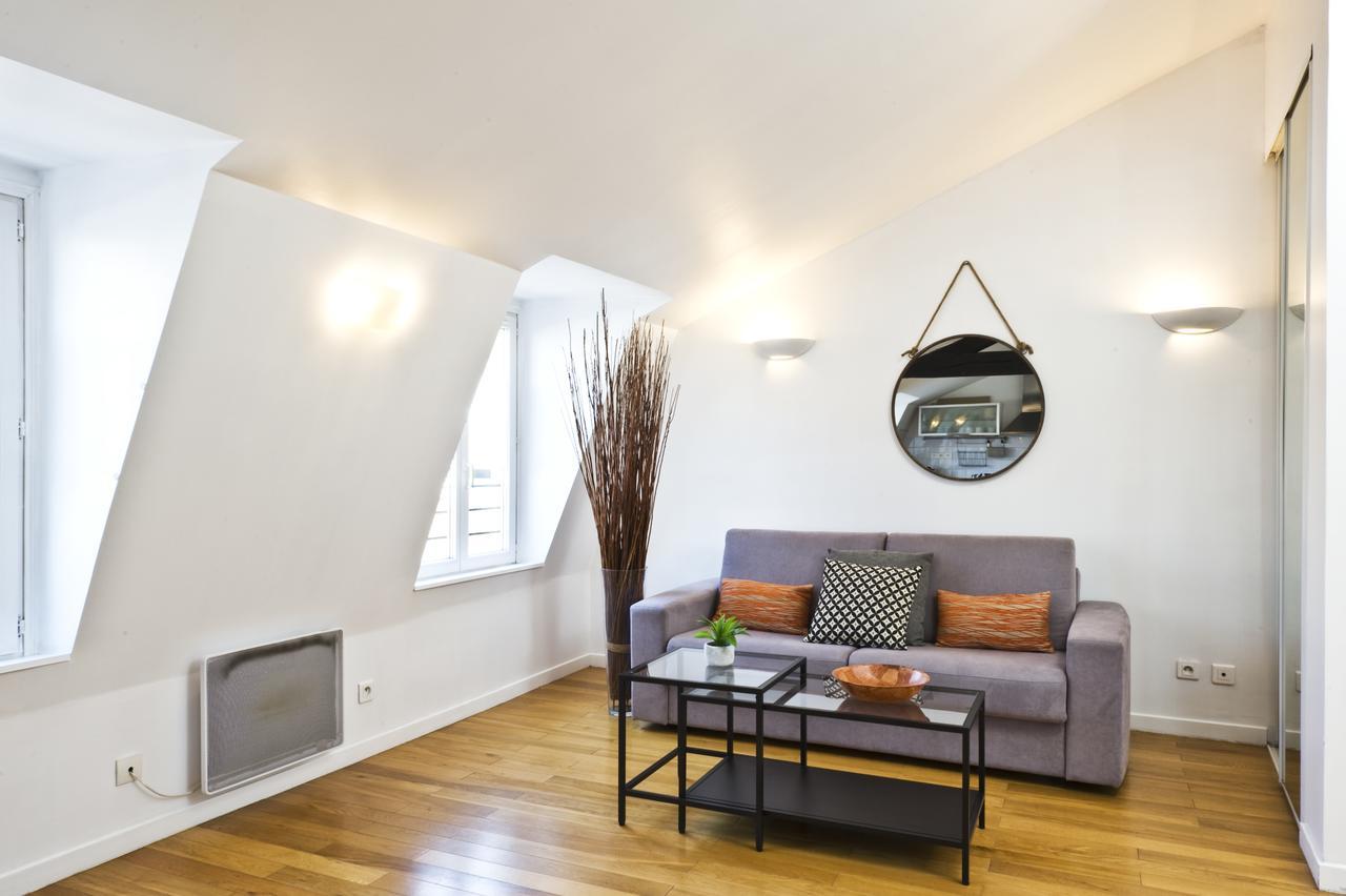 Pick A Flat'S Apartments In Batignolles - Rue Biot Париж Экстерьер фото