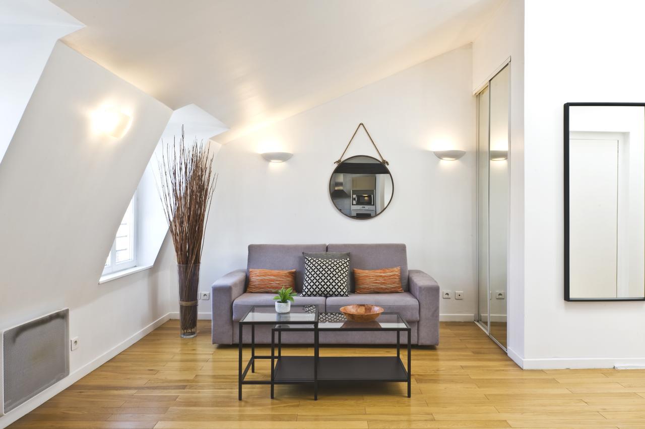 Pick A Flat'S Apartments In Batignolles - Rue Biot Париж Экстерьер фото