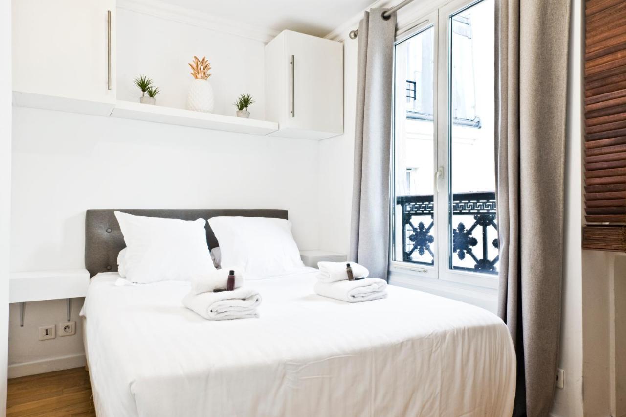 Pick A Flat'S Apartments In Batignolles - Rue Biot Париж Экстерьер фото